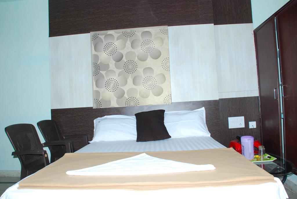 Jayalakshmi Residency Hotel Tirupati Pokój zdjęcie